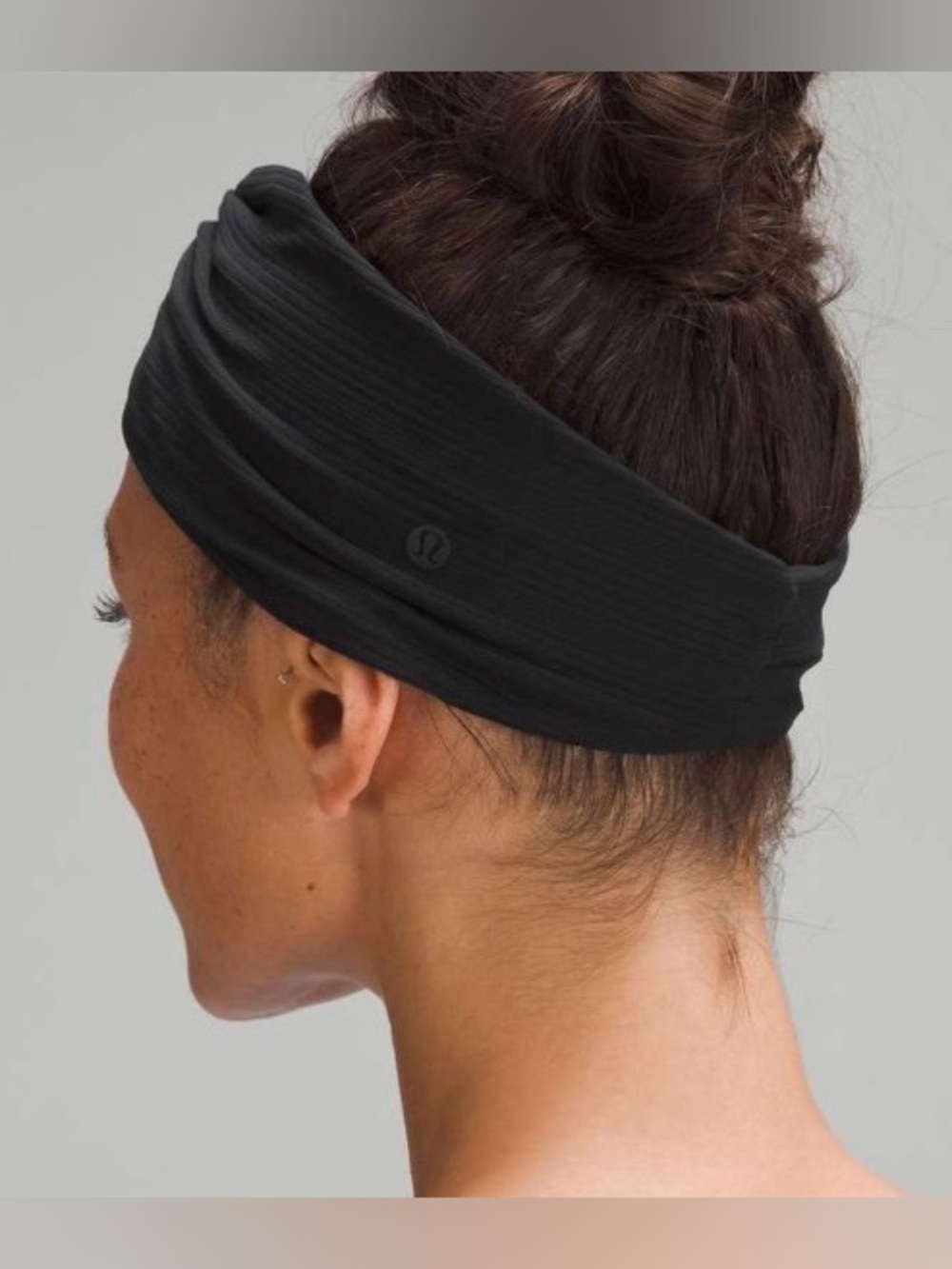 Lululemon Womens Ribbed Nulu Twist-Front Headband, Black